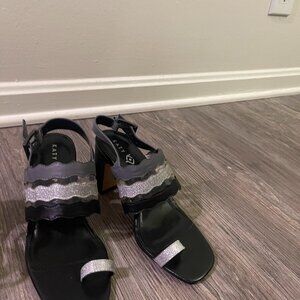 Katy Perry Shoes size 7.5